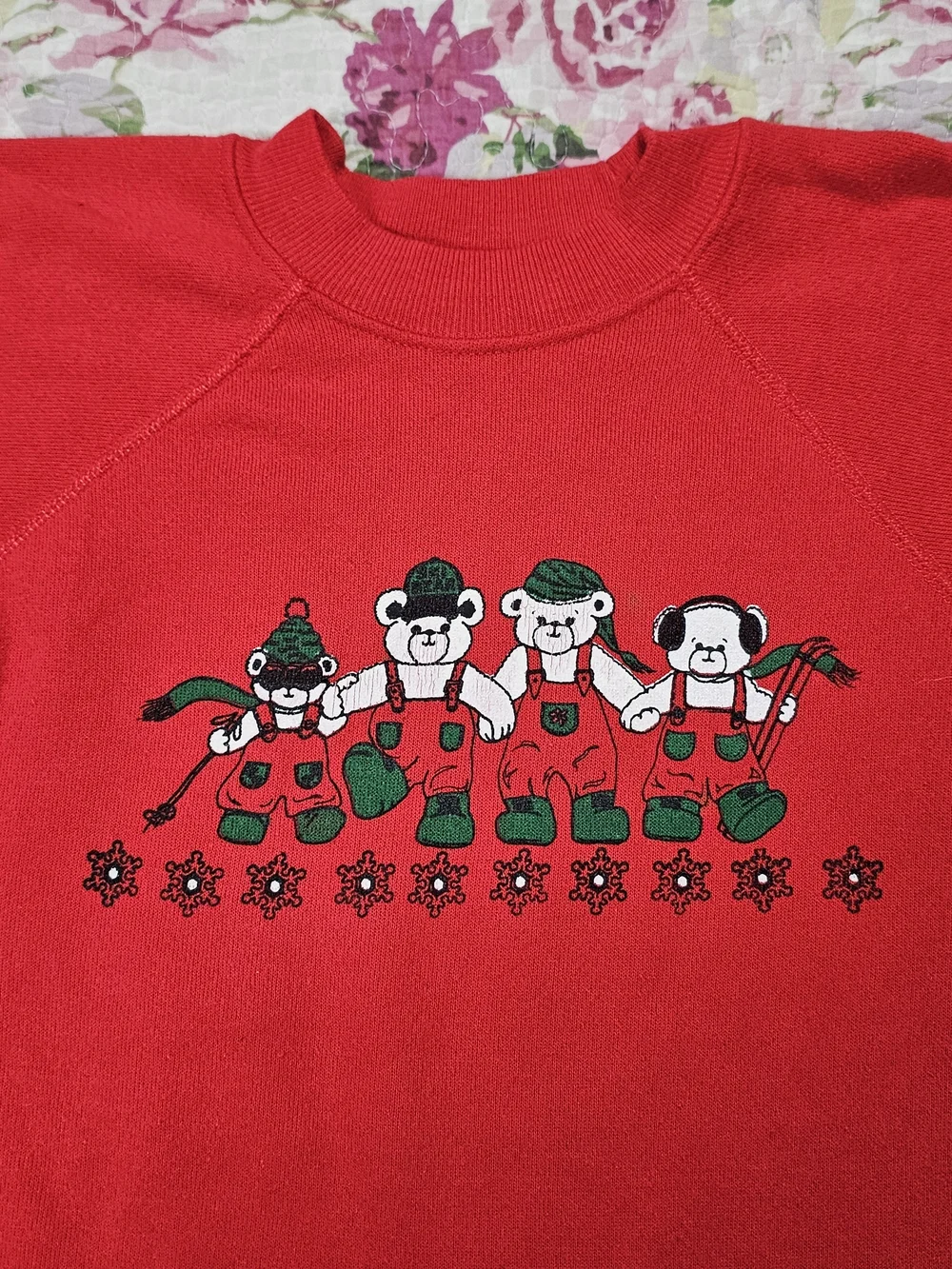 VTG 80s Raglan Hanes Red Crewneck Sweatshirt Winter Teddy Bear M